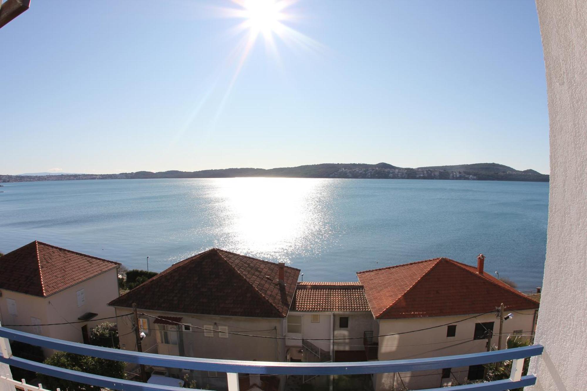 Hotel Bavaria Trogir ドニー・セゲット エクステリア 写真