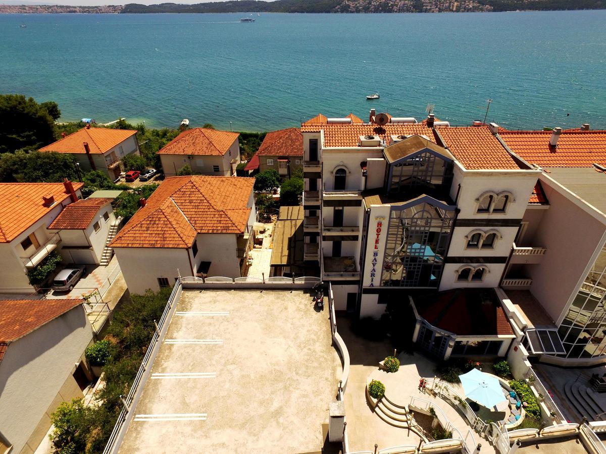 Hotel Bavaria Trogir ドニー・セゲット エクステリア 写真
